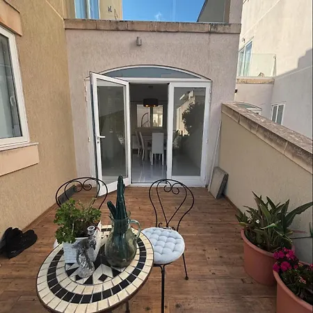 דירה Luxury Private Pool Garden Is-Swieqi