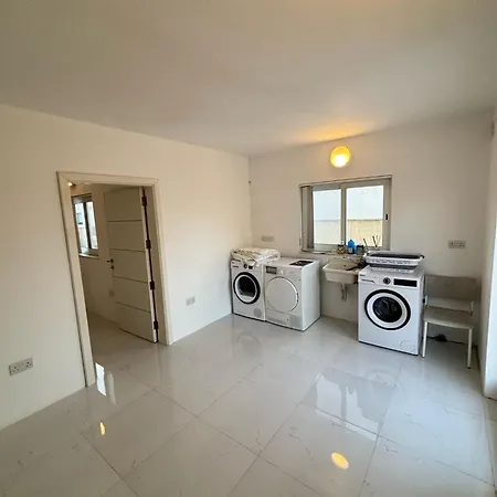 דירה Luxury Private Pool Garden *